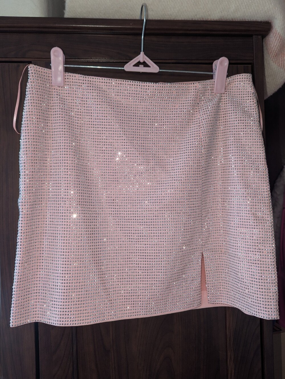 Cloud Ten Light Pink Mini Skirt Silver Sequins Medium